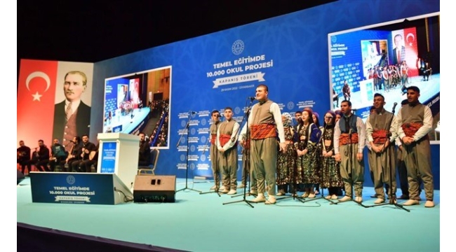 "Temel Eğitimde 10.000 Okul Projesi" Kapanış Töreni Diyarbakır'da Gerçekleştirildi 