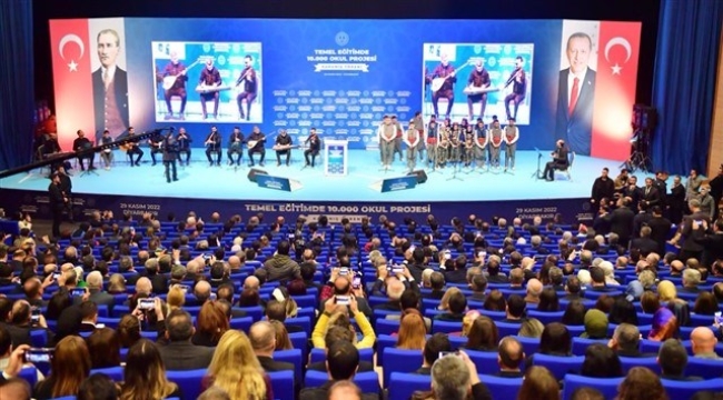 "Temel Eğitimde 10.000 Okul Projesi" Kapanış Töreni Diyarbakır'da Gerçekleştirildi
